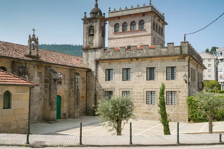 Where to Stay in Redondela: An Honest Guide for Pilgrims and Discerning Travellers
